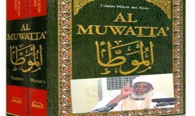 MUWATTA IMAM MALIK  موطأ الإمام مالك ( 001 KITABU WUQUTU SALAH )‎